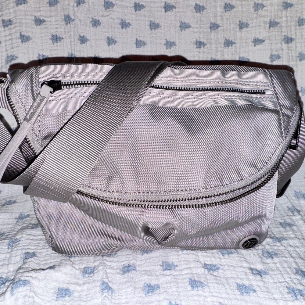 lululemon athletica Silver Gray Crossbody Bag